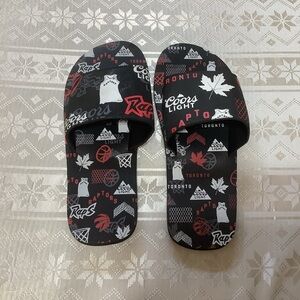 Toronto Raptor Flip Flops Men’s Size 10 Collab Coors Light